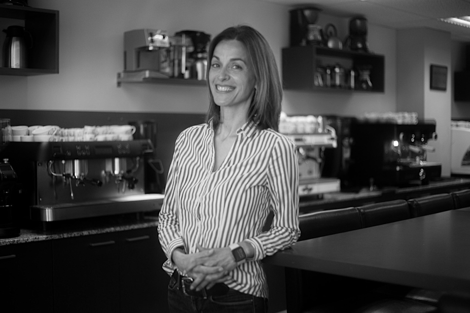 Yolanda Bolaños asume el cargo como nueva asesora de gestión y proyectos en la ACV Yolanda Bolaños asume el cargo como nueva asesora de gestión y proyectos en la ACV